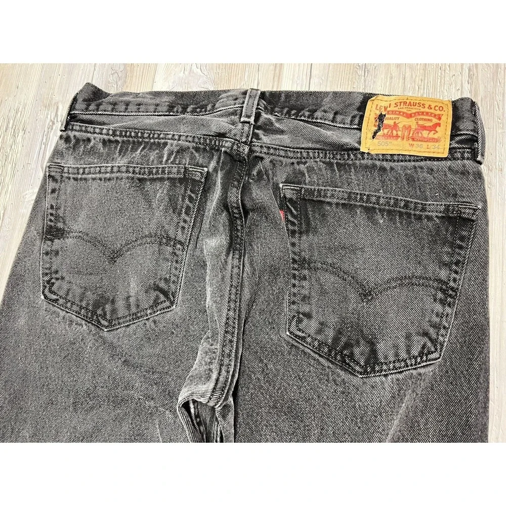 Levi's 505 Jeans Mens‎ Size 36x34 Regular Relaxed Black Denim Pants Faded
